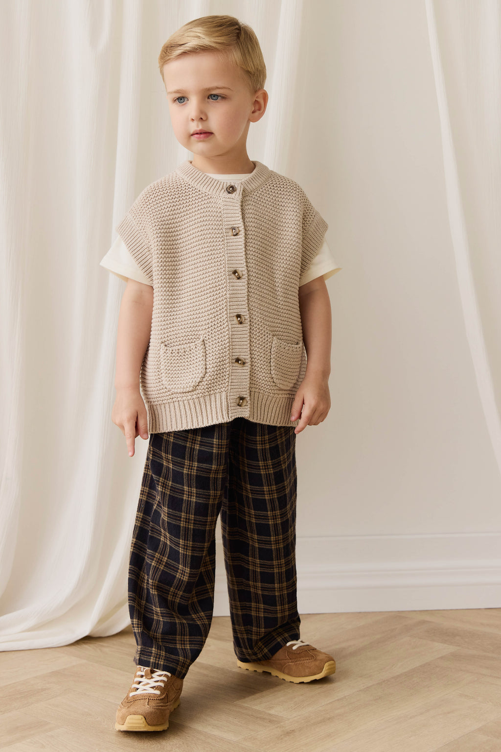 Gilet en maille 100 % coton classique couleur avoine avec boutonnage avant et détails de poche, à superposer, 0 mois-8 ans