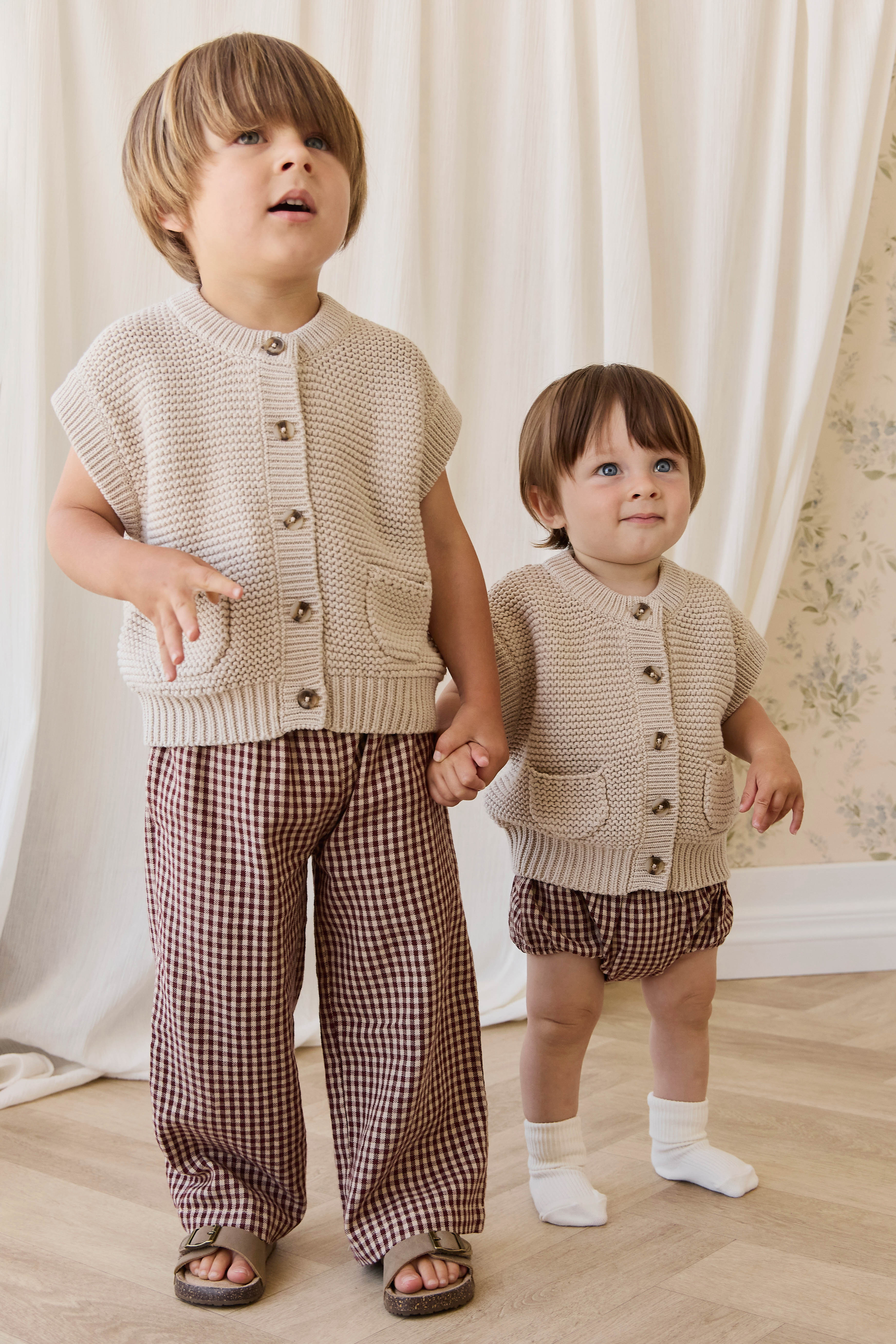 Bloomer-short en coton biologique vichy cannelle, avec taille élastiquée et détail nœud, pour bébés de 0 à 3 ans