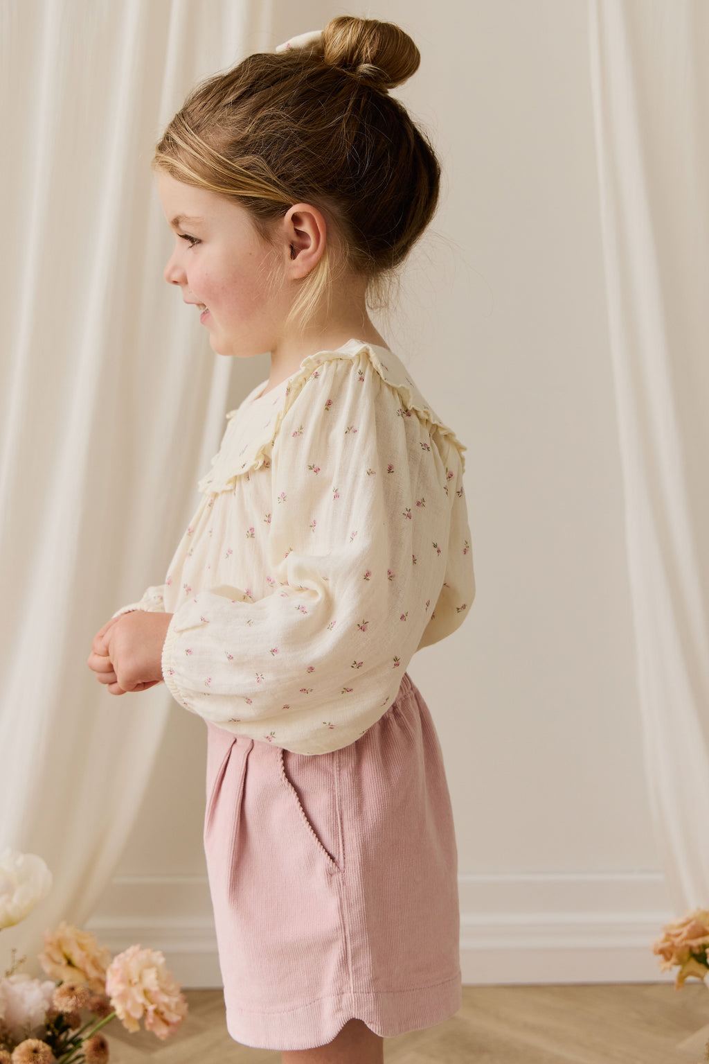Chemisier en mousseline de coton biologique  à volants avec empiècement froncé et manches longues pour filles de 0 à 10 ans