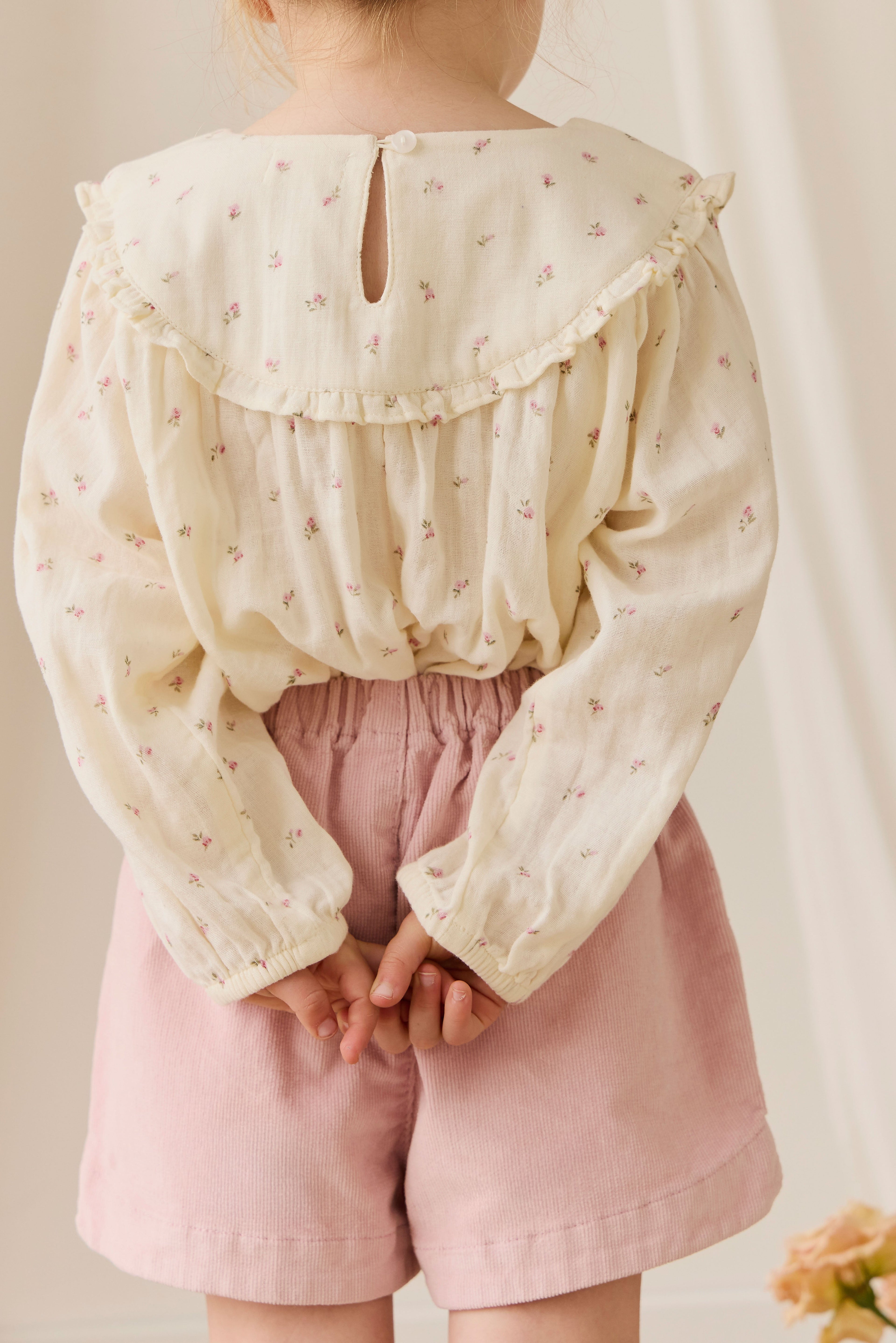 Chemisier en mousseline de coton biologique Vintage Willow Rose à volants avec empiècement froncé et manches longues pour filles de 0 à 10 ans