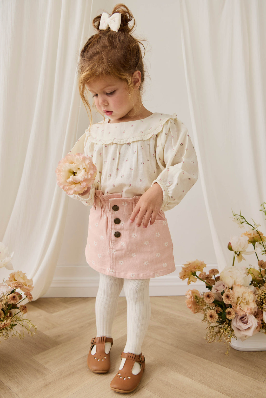 Jupe "Paperbag" en Coton-Élasthanne Imprimé Floral Rose Doux avec Détail Bouton pour Filles de 1 à 10 Ans