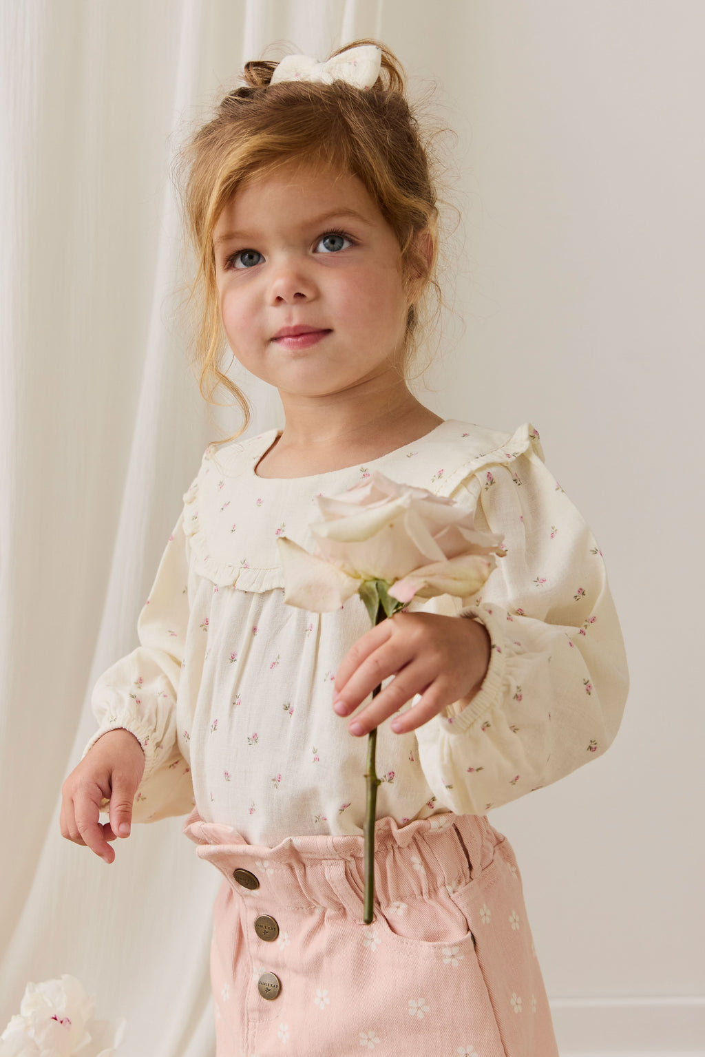 Jupe "Paperbag" en Coton-Élasthanne Imprimé Floral Rose Doux avec Détail Bouton pour Filles de 1 à 10 Ans