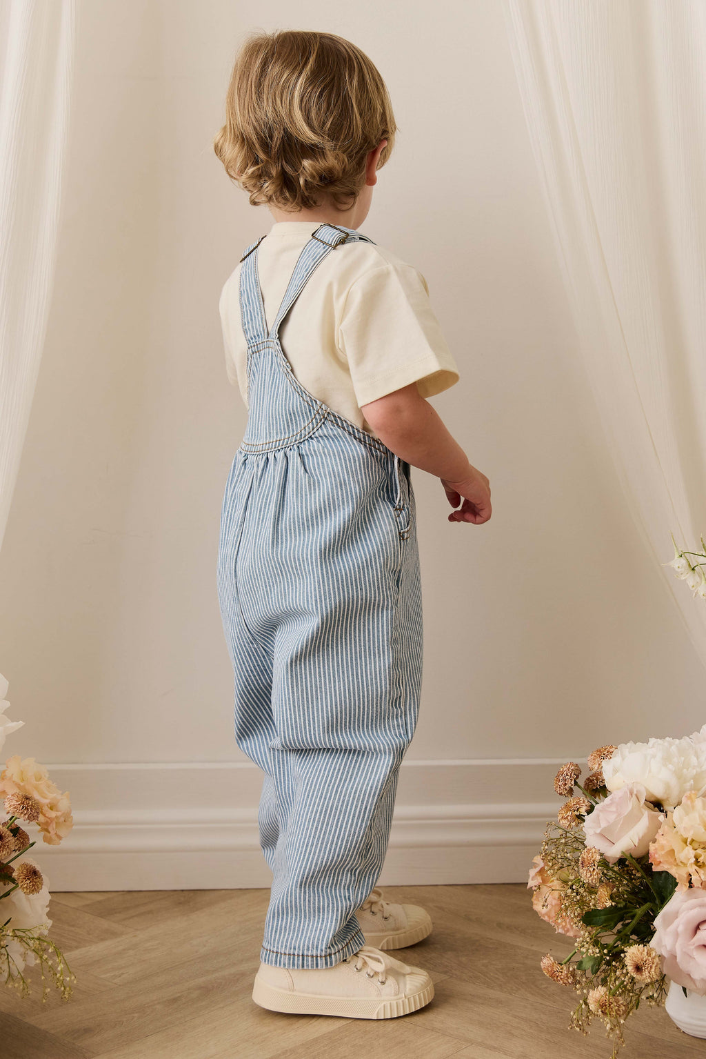 Salopette classique à rayures de Noël en mélange de coton avec bretelles réglables et boutons-pression pour enfants de 6 mois à 8 ans