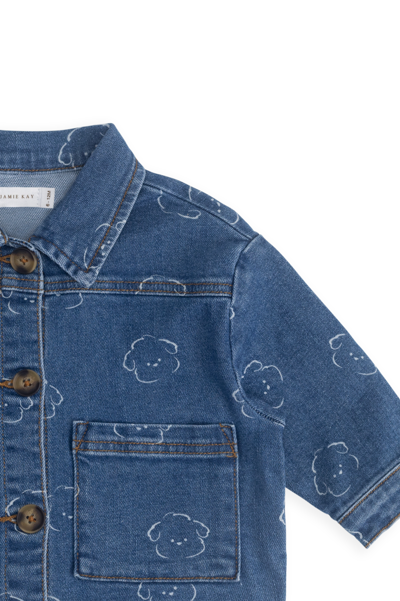 Veste décontractée en jean bleu moyen avec imprimé ours, boutonnée sur le devant et dotée de poches plaquées pour enfants de 6 mois à 8 ans